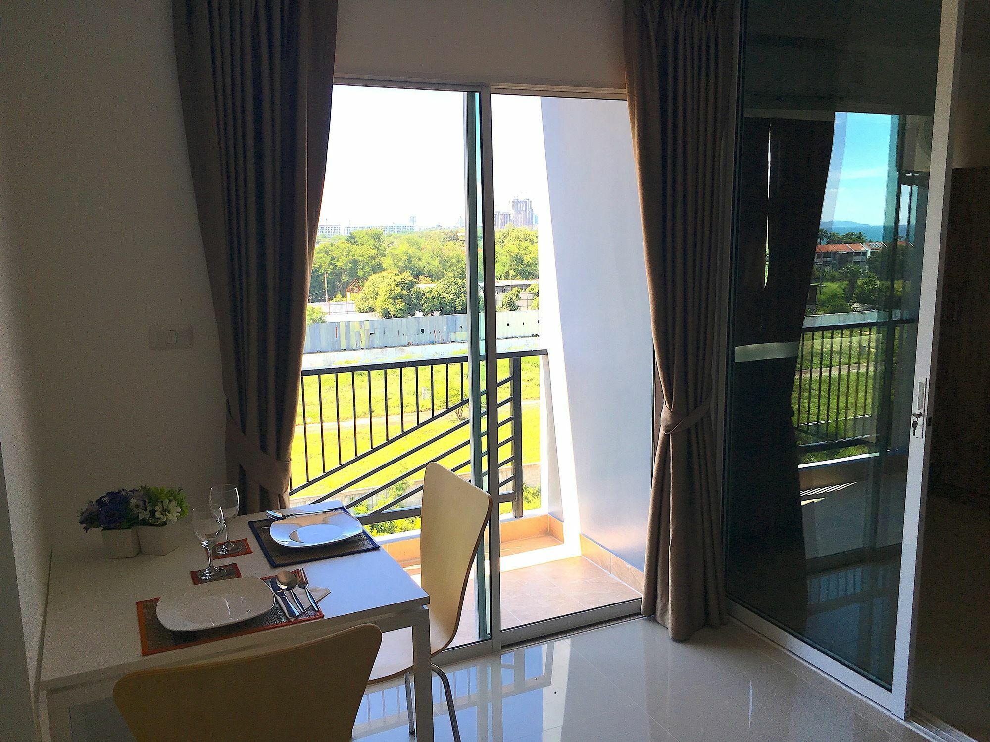 Apartament Breezy House Jomtien Beach Zewnętrze zdjęcie
